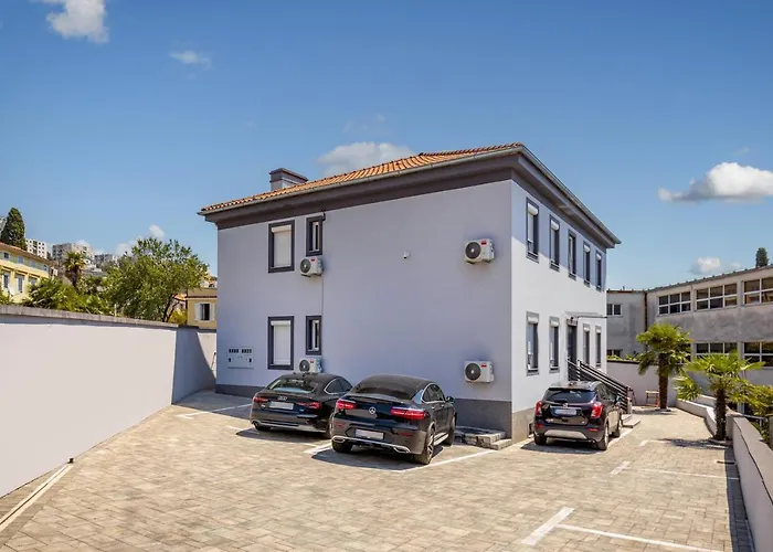 Agostini Residence Appartement *