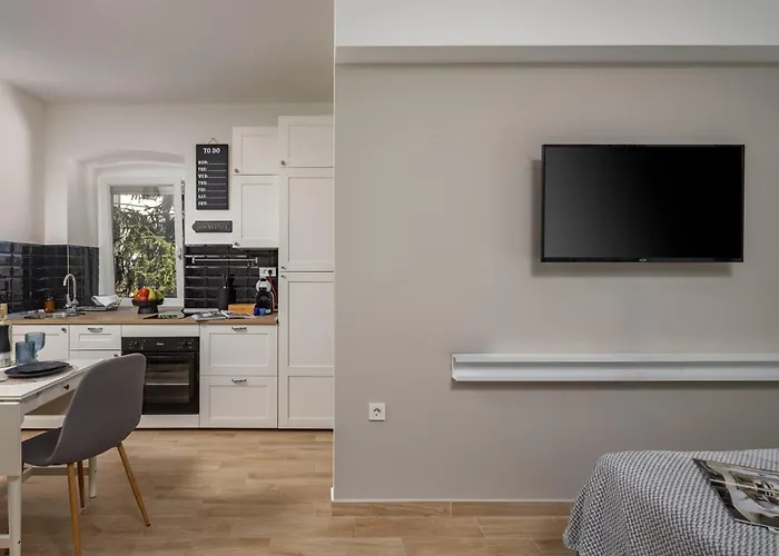 Agostini Residence *